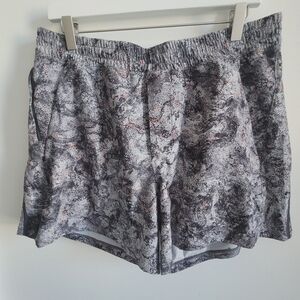 Lululemon Pace Break Mens Linerless Activewear Shorts Size XL